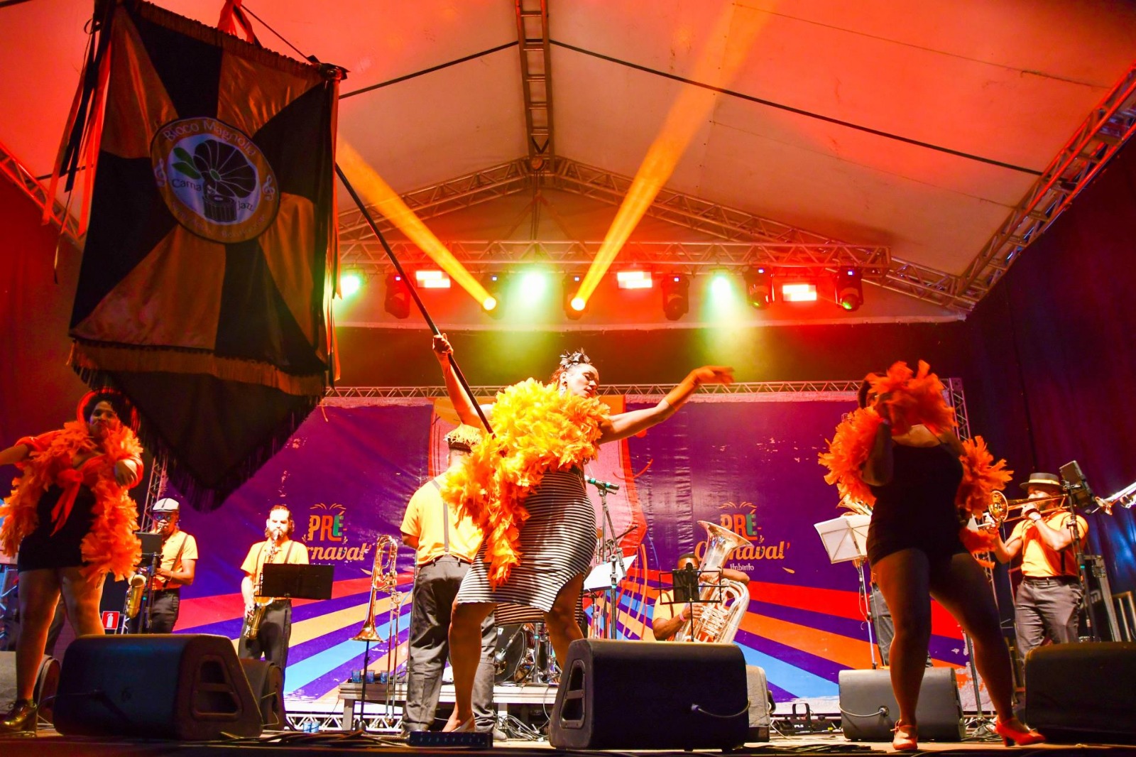 Itabirito: Prefeitura realizou a final do 1° Concurso de Marchinha, veja quem. Foto do pré-carnaval
