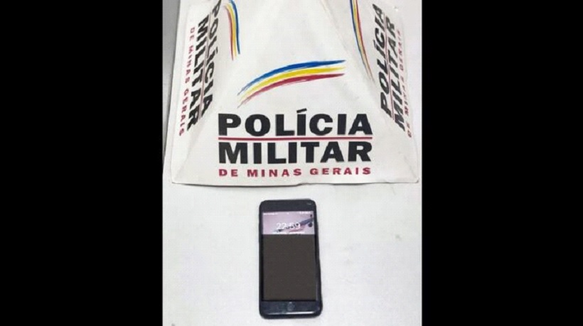 Ouro Preto: jovem é preso por comprar celular roubado. Foto do celular roubado pelo jovem.