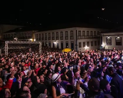 Comemorações para o aniversário de Ouro Preto se iniciam foto do público