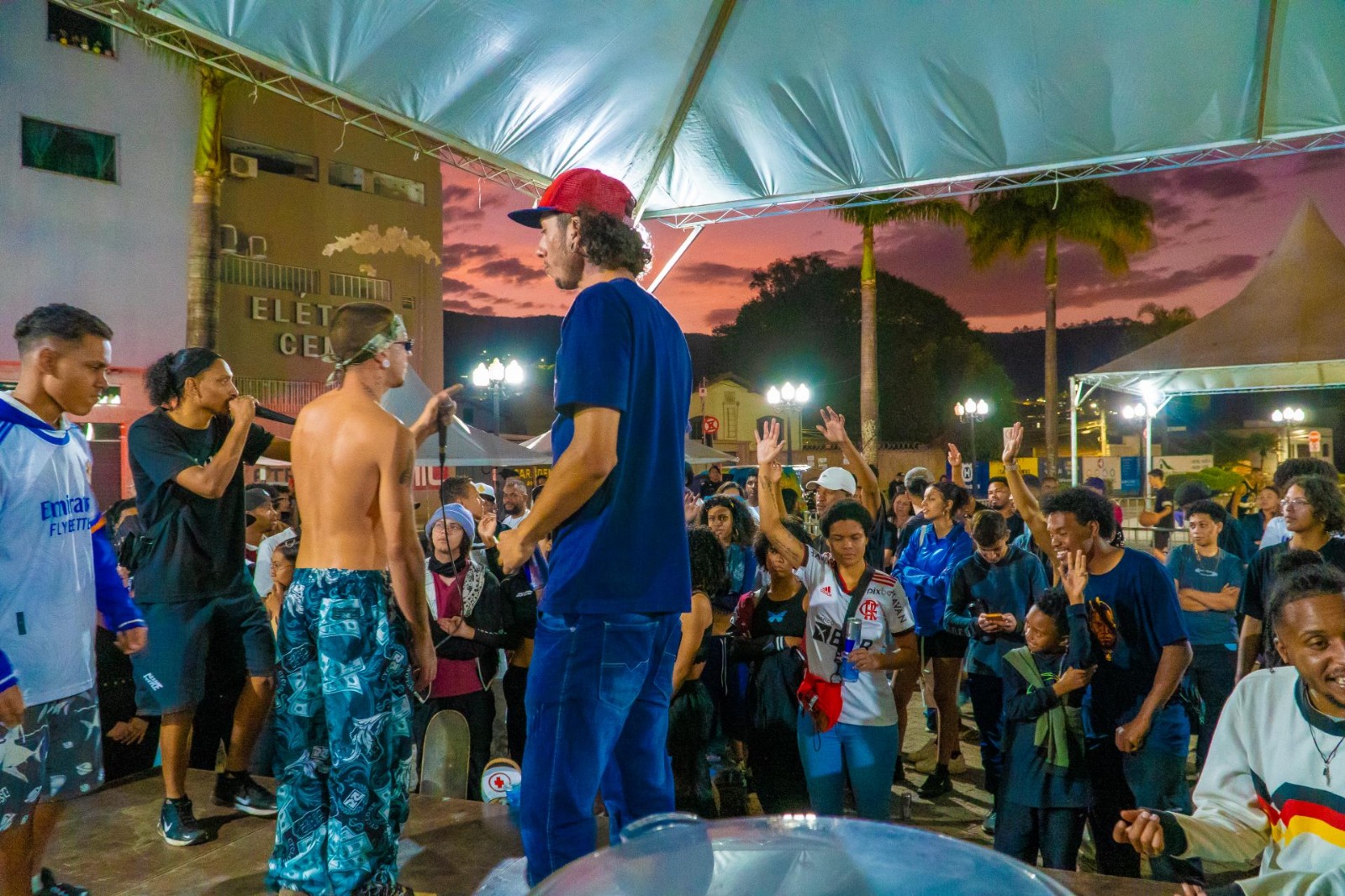 O Rolê na Estação contou com batalhas de rima, basquete de rua e muito mais.