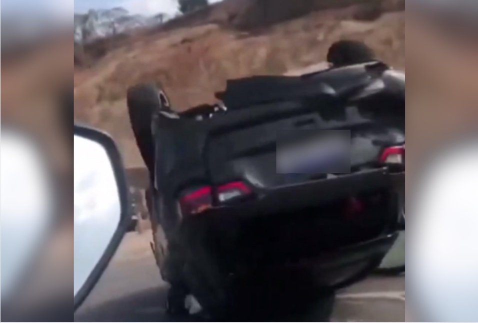 Uma manhã marcada por um incidente nas estradas de Betim. Foto momentos após o acidente.
