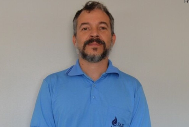 Remo Almeida Machado deixa o cargo após 9 meses. Foto do ex-diretor do SAAE de Mariana Mg.