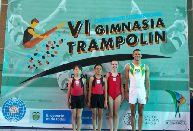 Seis medalhas, sendo três de ouro, foram conquistadas pelos atletas do Instituto Trampolim. Foto dos Ginastas.