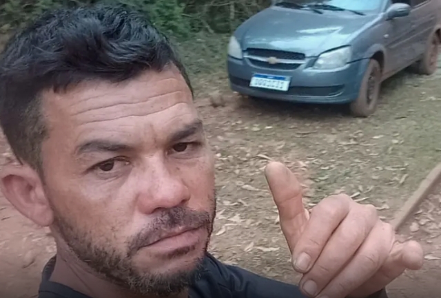 Emanuel Valetim, de 36 anos, foi visto pela última vez no terminal rodoviário da cidade, acompanhado de uma mulher desconhecida. Foto de Emanuel.