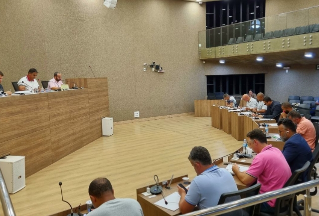 Vereadores apresentaram mais de 2 mil proposições e debateram Reforma Administrativa.