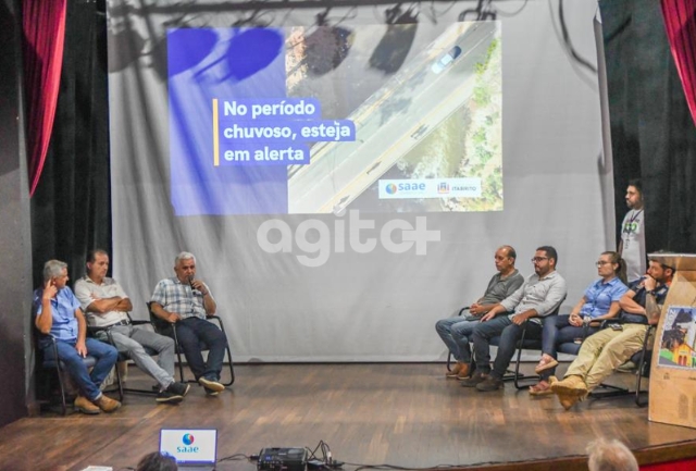 Prefeitura e Saae apresentam plano de ações para comerciantes da região central.
