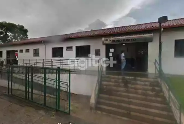 Dois criminosos capturados após trabalharem em mineradora da região.